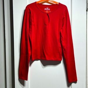 Hollister Girls NWT long sleeve tee with keyhole detail